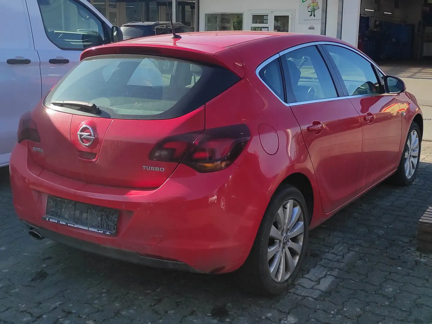 Opel Astra Cosmo Rot - 2