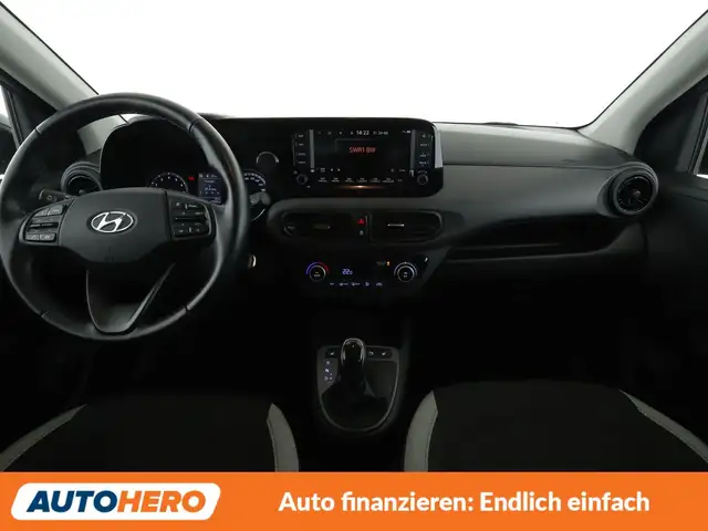 Hyundai i10 view 12