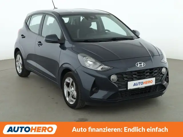 Hyundai i10 view 8
