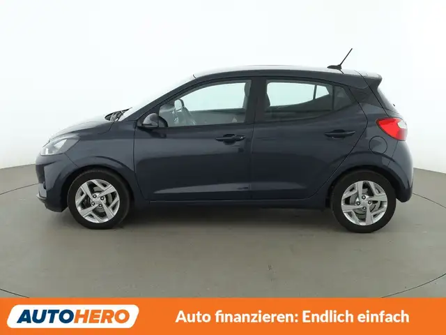 Hyundai i10 view 3
