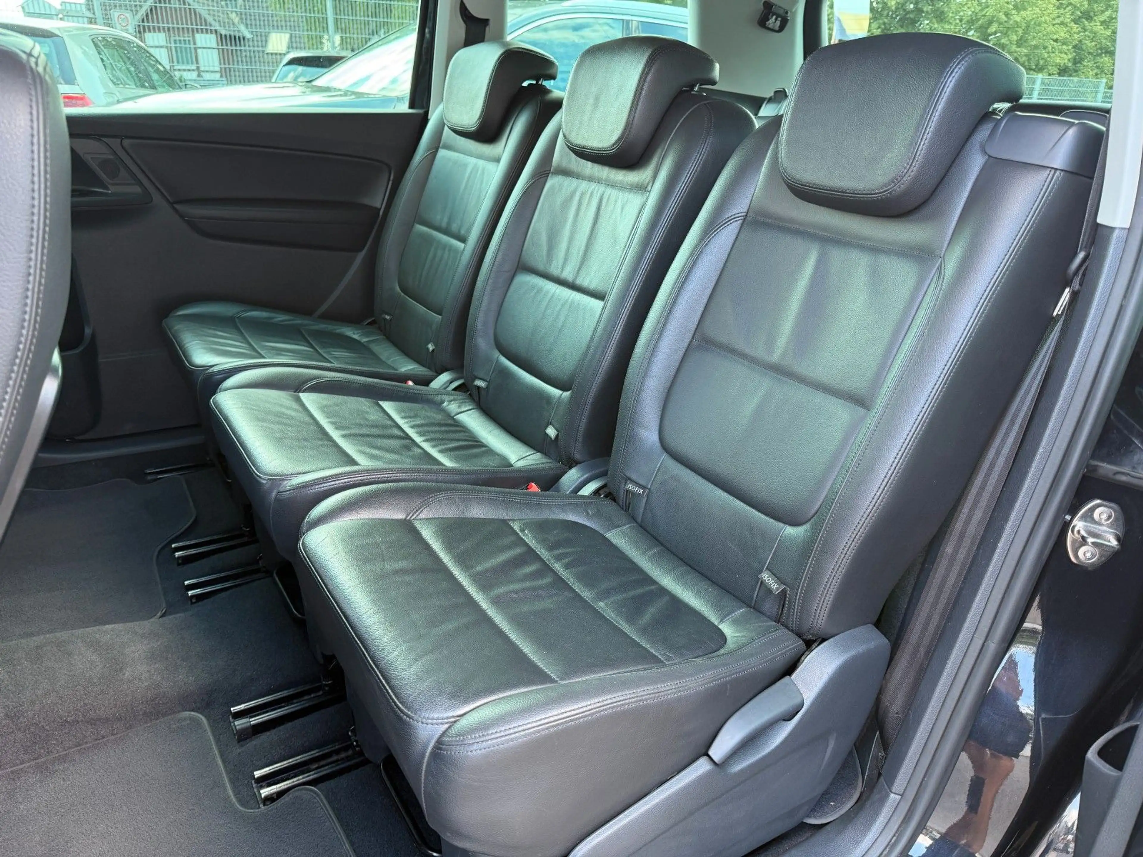 Volkswagen Sharan Highline BMT*DSG*7 SITZER*AHK*PDC*STANDHE — photo 15