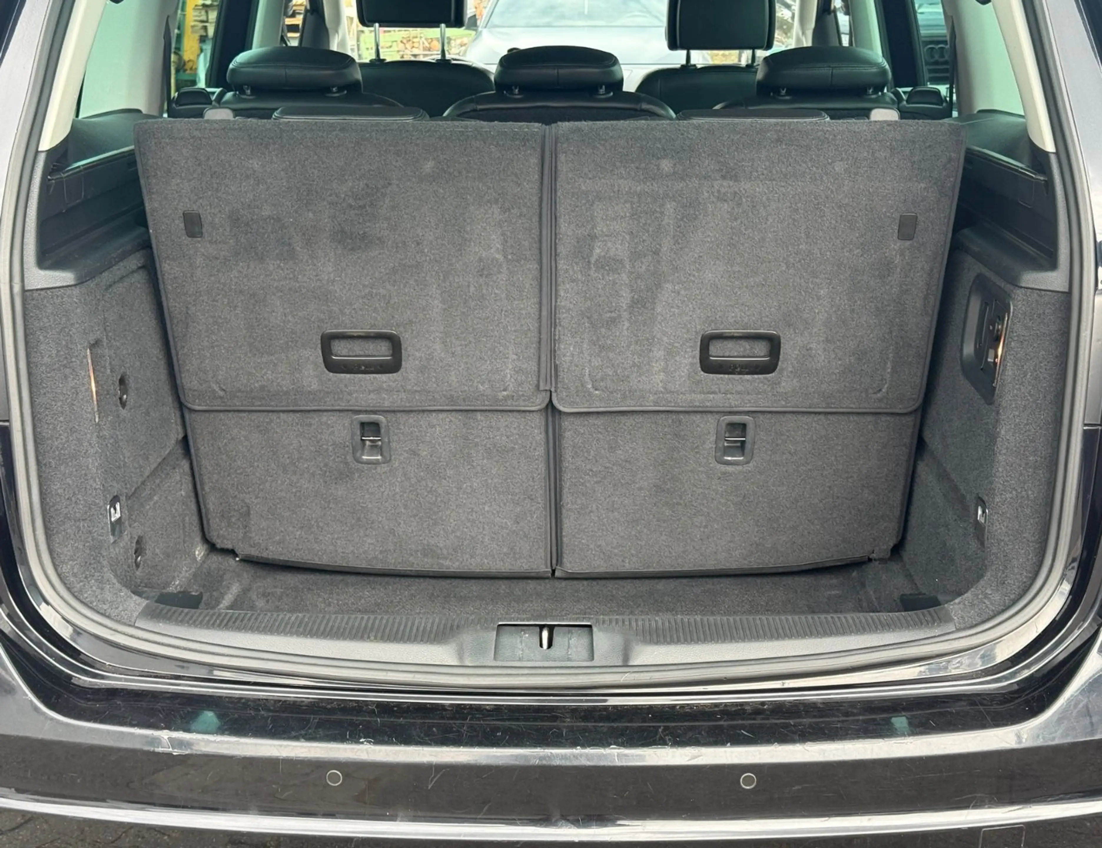 Volkswagen Sharan Highline BMT*DSG*7 SITZER*AHK*PDC*STANDHE — photo 17