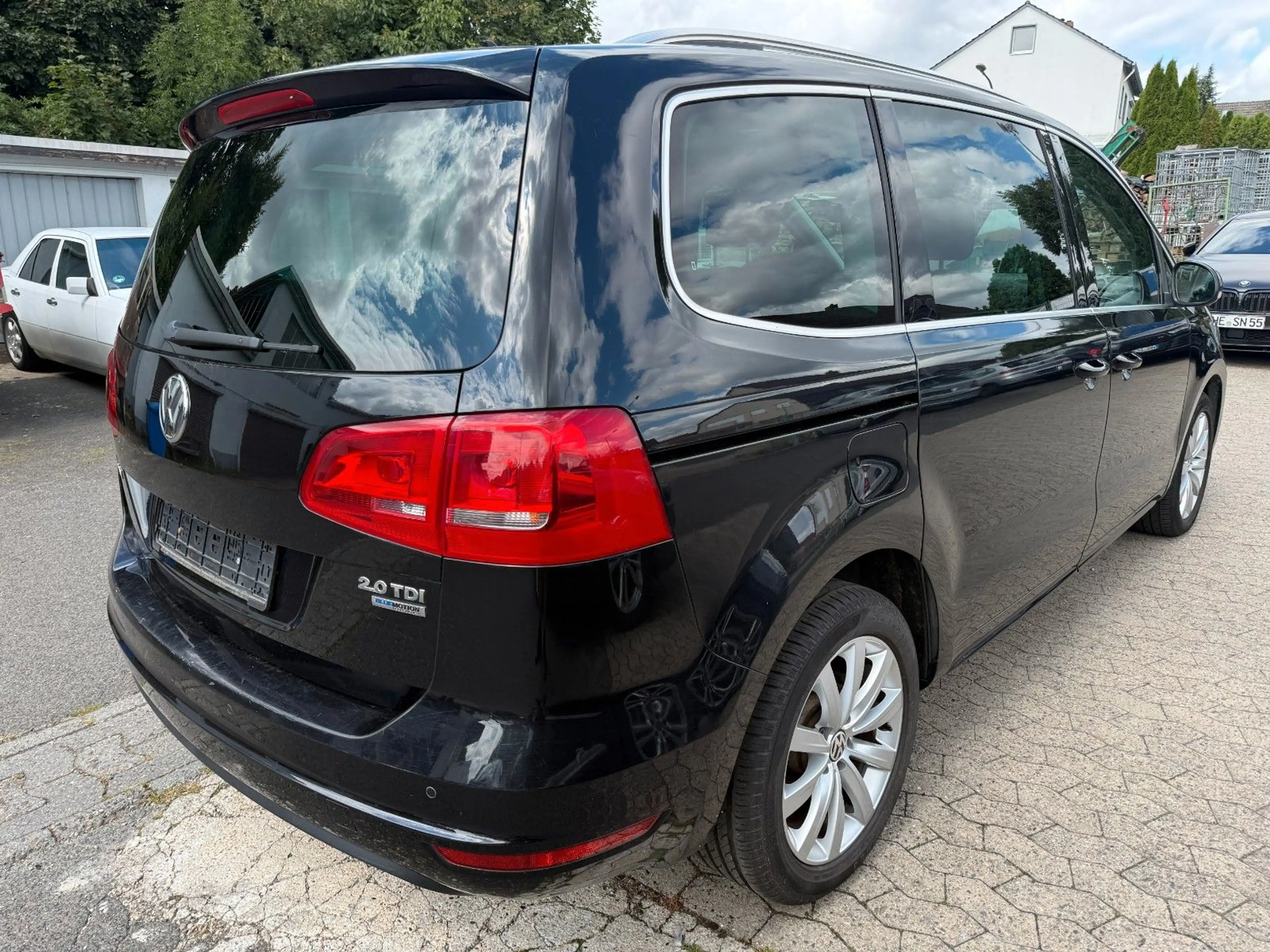Volkswagen Sharan Highline BMT*DSG*7 SITZER*AHK*PDC*STANDHE — photo 4