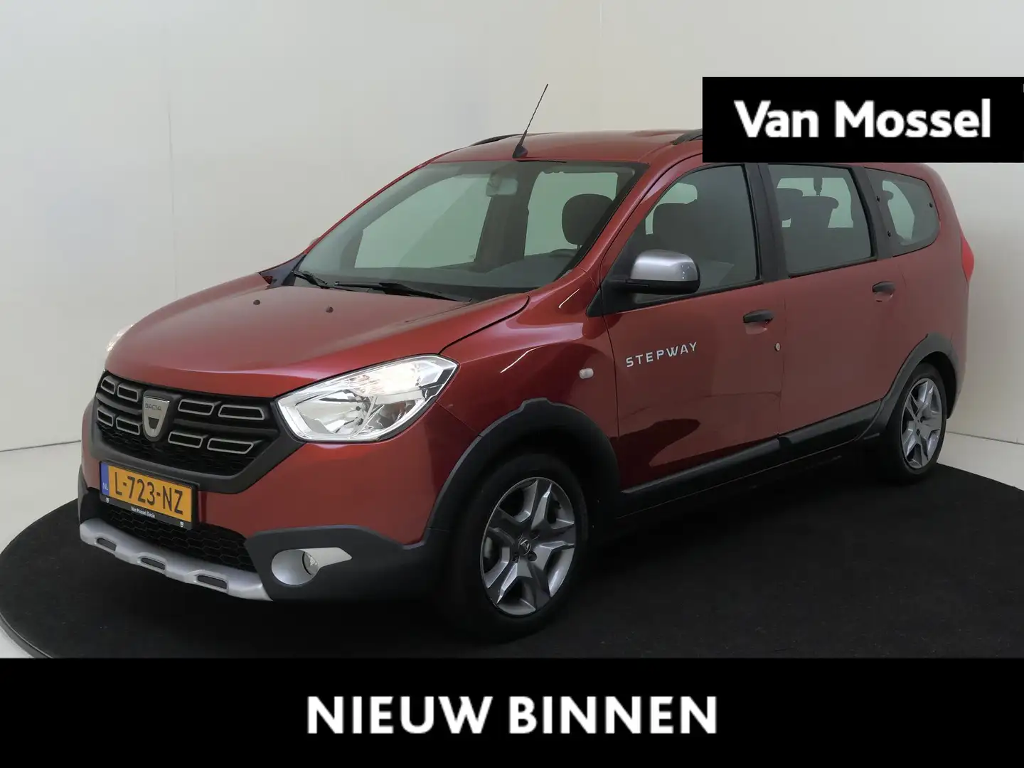 Dacia Lodgy 1.3 TCe130 Stepway 7persoons | Airco | Navigatie | Rood - 1