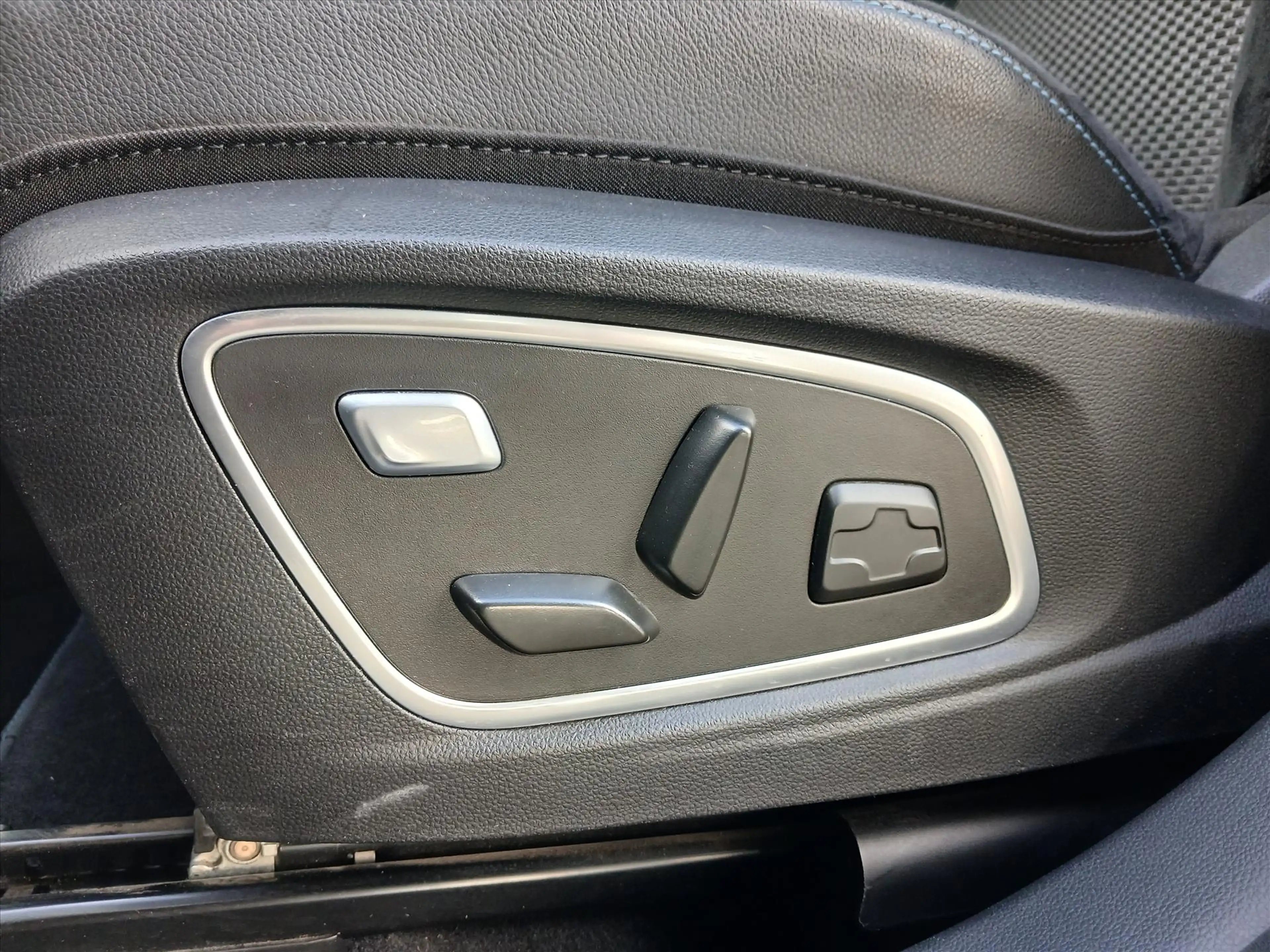 Renault Espace E-Tech Hybrid Esprit Alpine / Navi / Cruise en Cli — photo 10