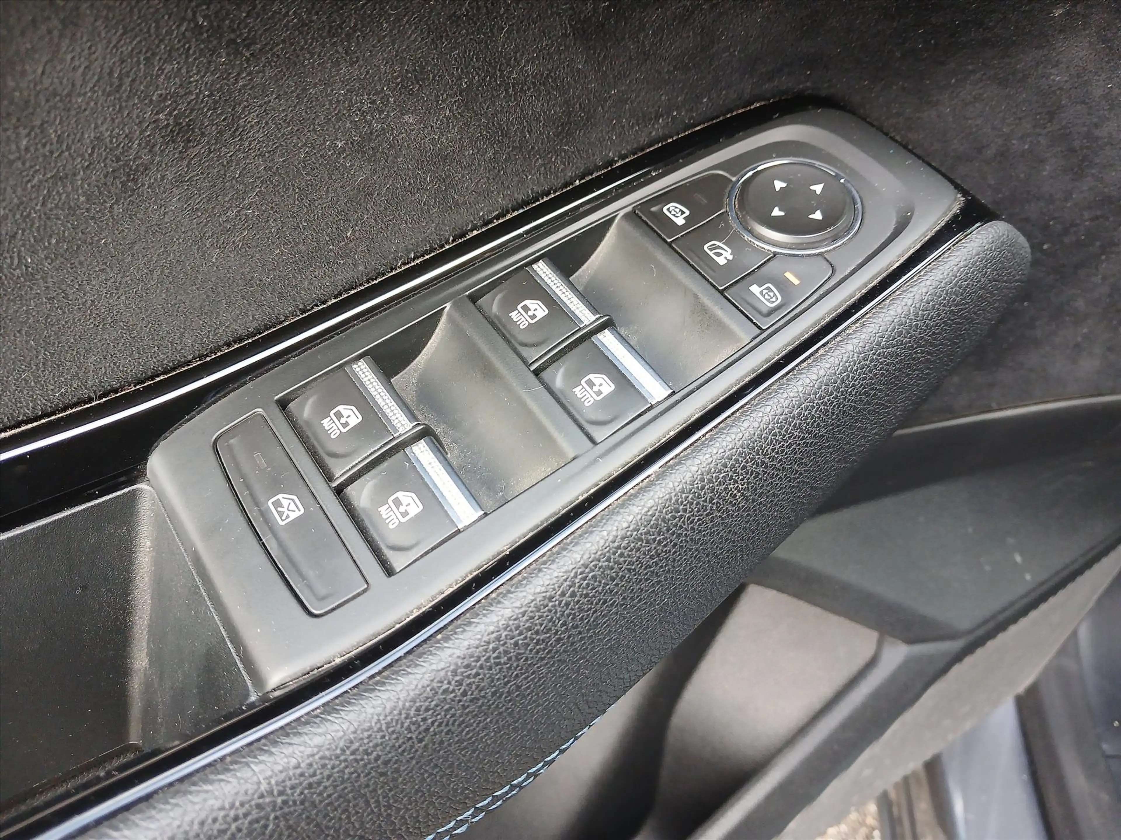 Renault Espace E-Tech Hybrid Esprit Alpine / Navi / Cruise en Cli — photo 23
