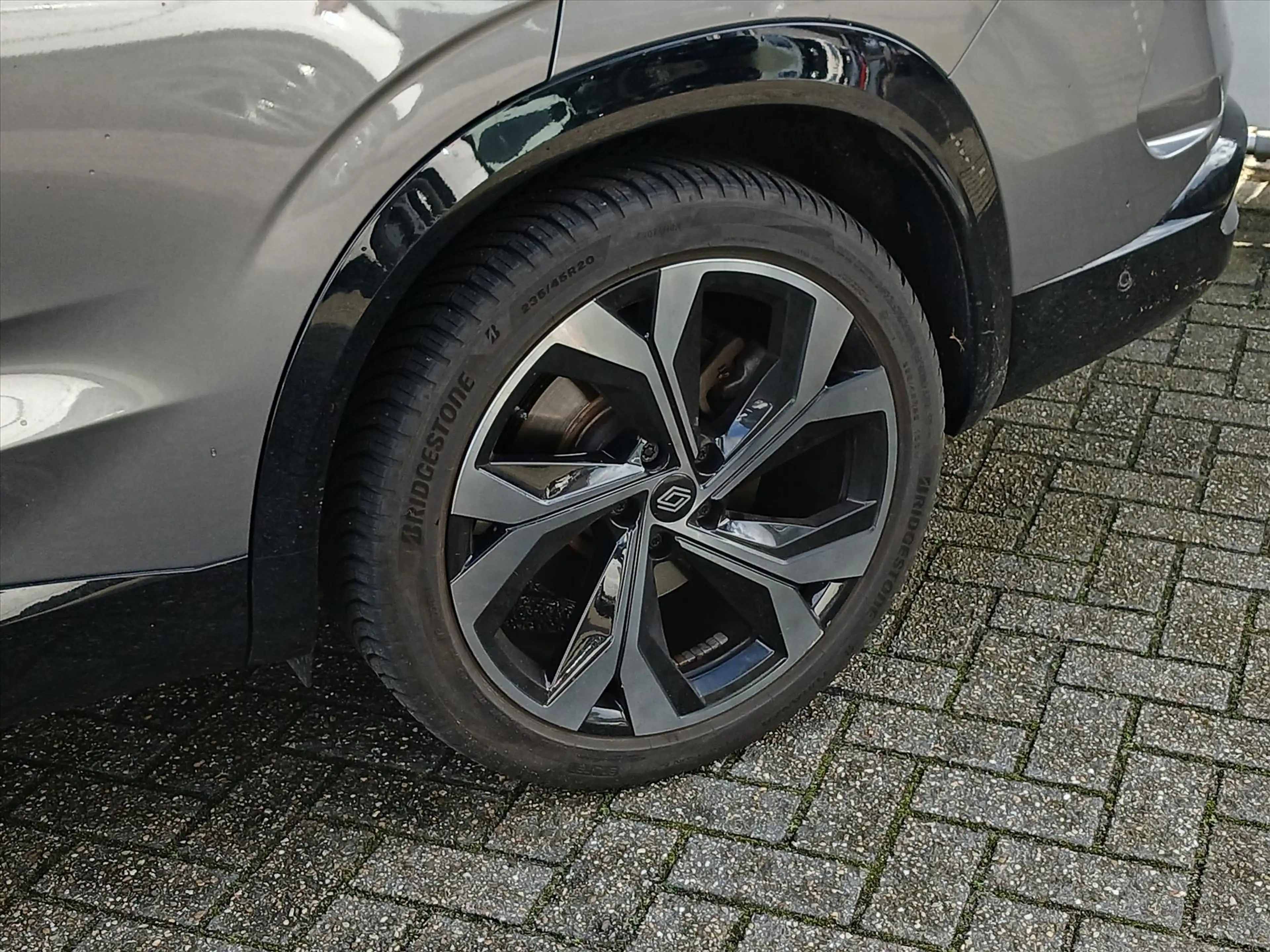 Renault Espace E-Tech Hybrid Esprit Alpine / Navi / Cruise en Cli — photo 26