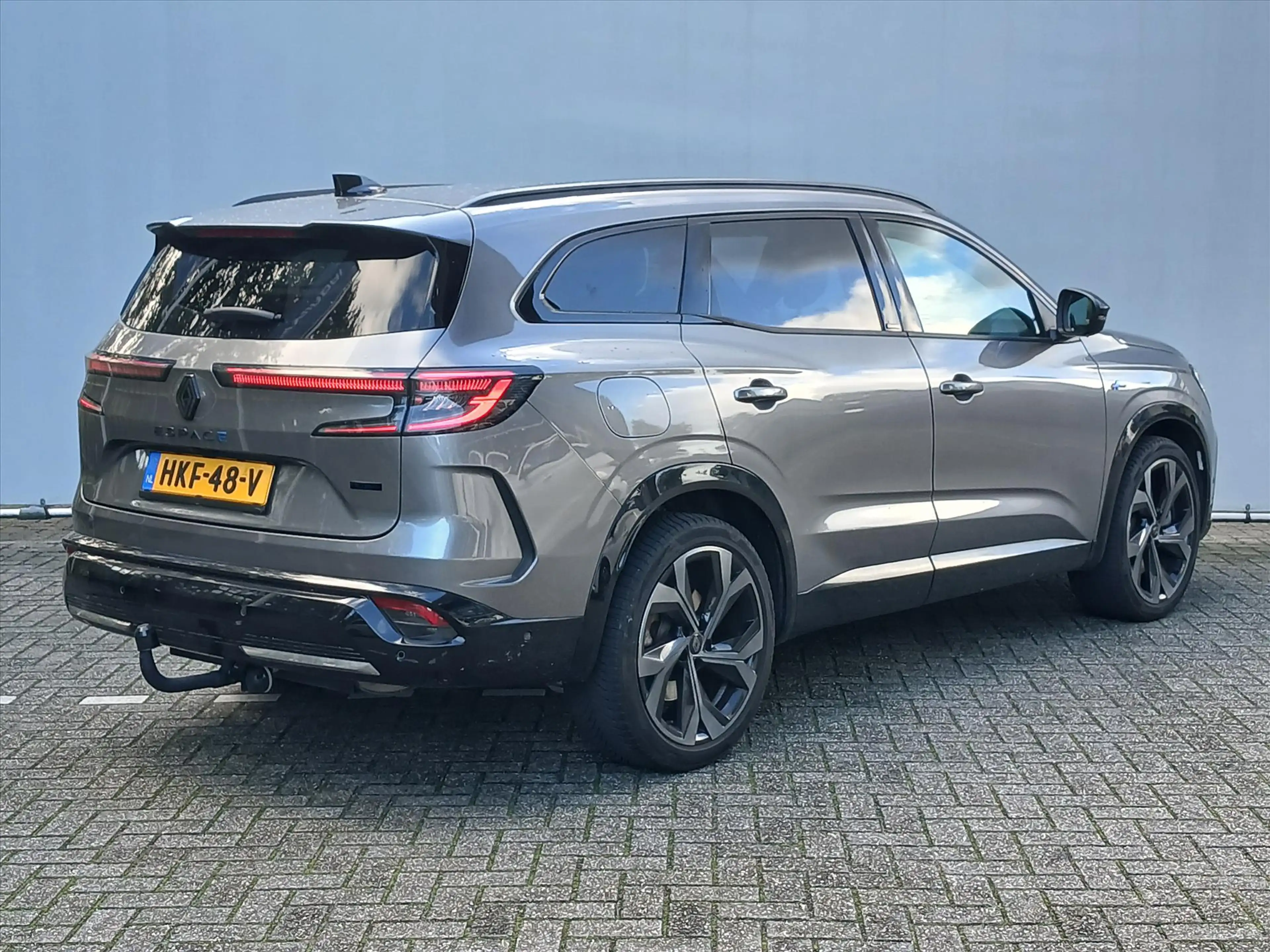 Renault Espace E-Tech Hybrid Esprit Alpine / Navi / Cruise en Cli — photo 5