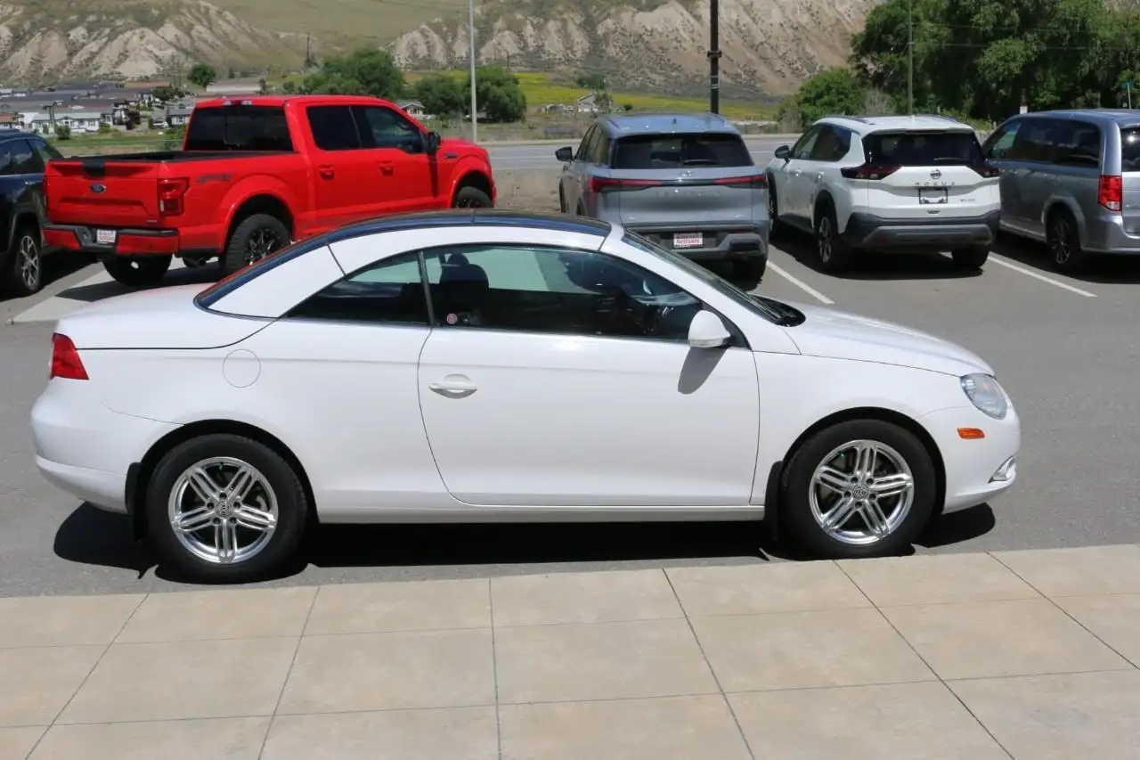 Volkswagen Eos photo Volkswagen Eos
