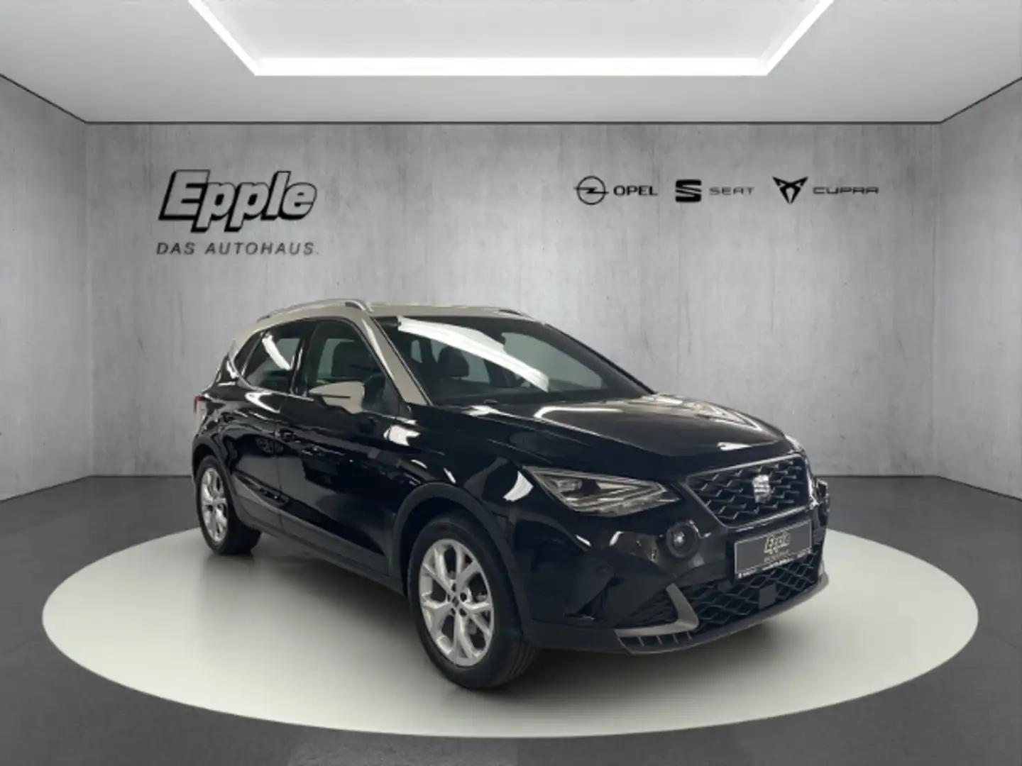 SEAT Arona EU6e 1.5 TSI FR Digitales Cockpit LED ACC Apple Ca Black - 1