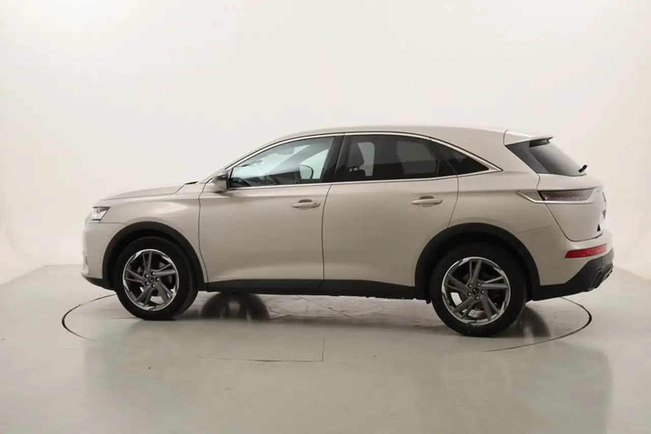 DS Automobiles DS 7 Crossback 2021