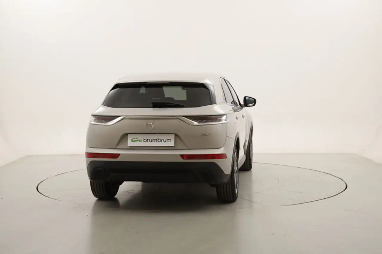 DS Automobiles DS 7 Crossback 2021