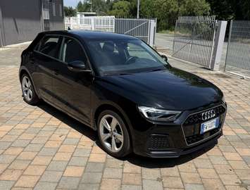 Sportback 30 1.0 tfsi Admired s-tronic