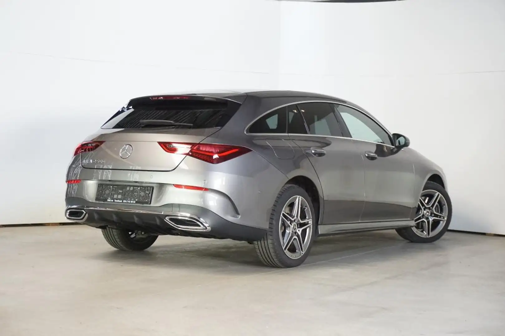 Mercedes-Benz CLA 250 AMG - PANO DAK Gris - 2