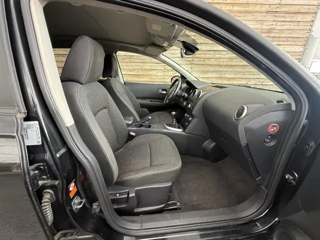 Nissan Qashqai view 17
