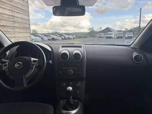 Nissan Qashqai view 16