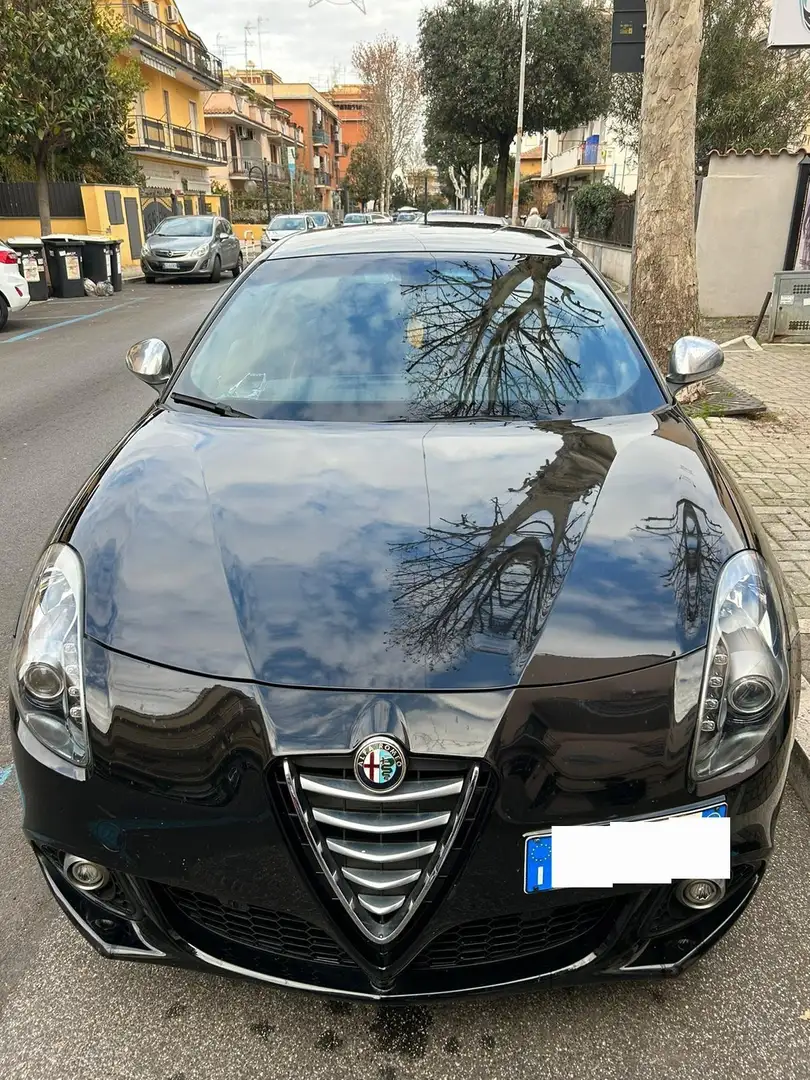 Alfa Romeo Giulietta Černá - 1