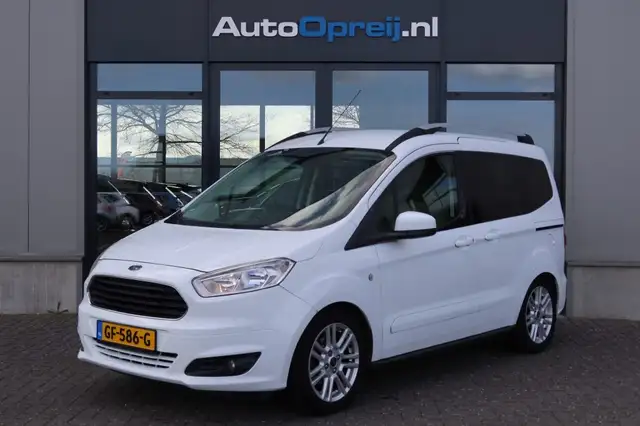 Ford Tourneo Courier 1.0 Titanium Clima, NAVI, Camera, Cruise, Winterpa