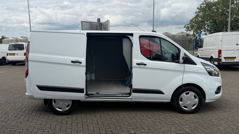 Ford Transit Custom 2.0 TDCI 96KW 131PK AUTOMAAT EURO 6 AIRCO/ CRUISE — photo 5
