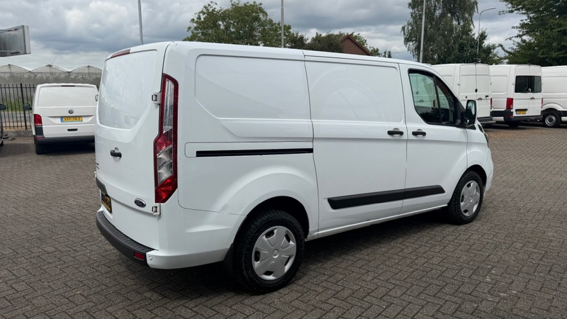 Ford Transit Custom 2.0 TDCI 96KW 131PK AUTOMAAT EURO 6 AIRCO/ CRUISE — photo 9