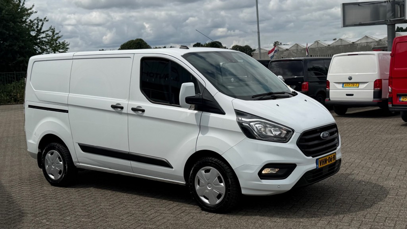 Ford Transit Custom 2.0 TDCI 96KW 131PK AUTOMAAT EURO 6 AIRCO/ CRUISE — photo 3