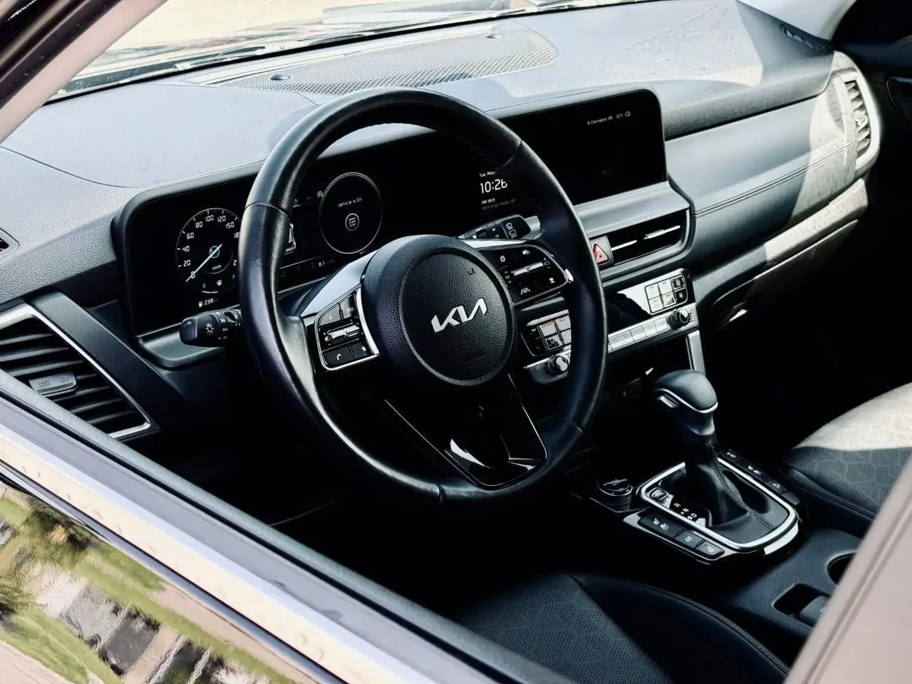 Kia Seltos снимка Kia Seltos