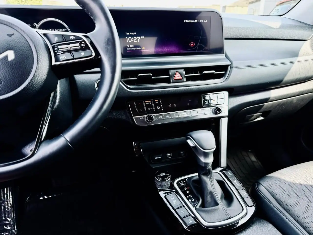 Kia Seltos снимка Kia Seltos
