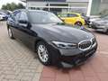BMW 318 i Touring  M-Sport ACC Head-UP Kamera Memory Schwarz - thumbnail 4
