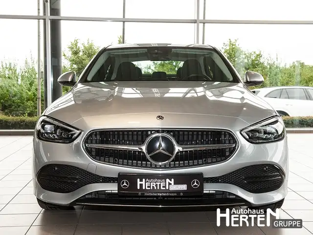 Mercedes-Benz C-Class view 2
