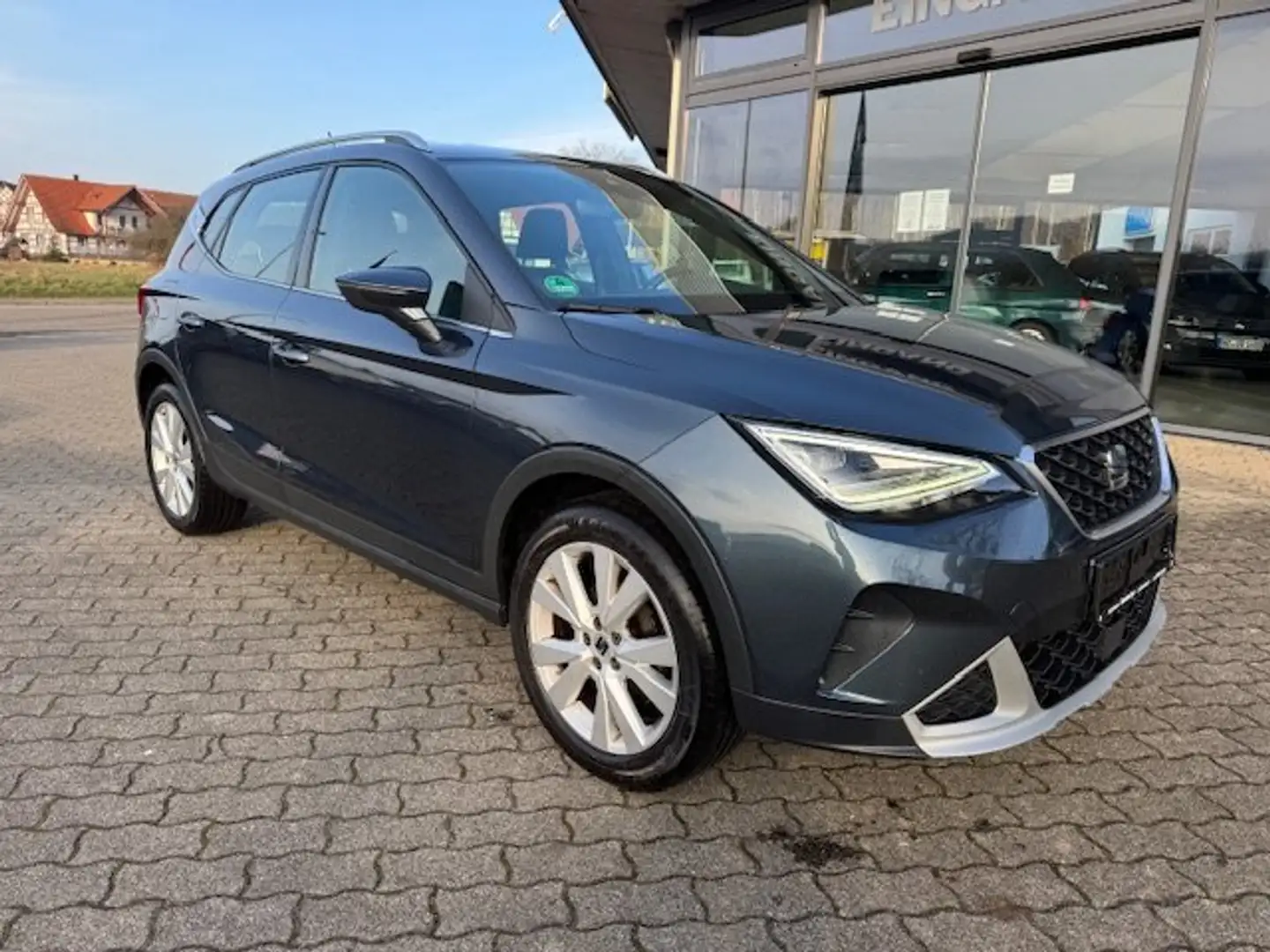 SEAT Arona 1.0 TSI OPF DSG-Automatik Xperience Grau - 1