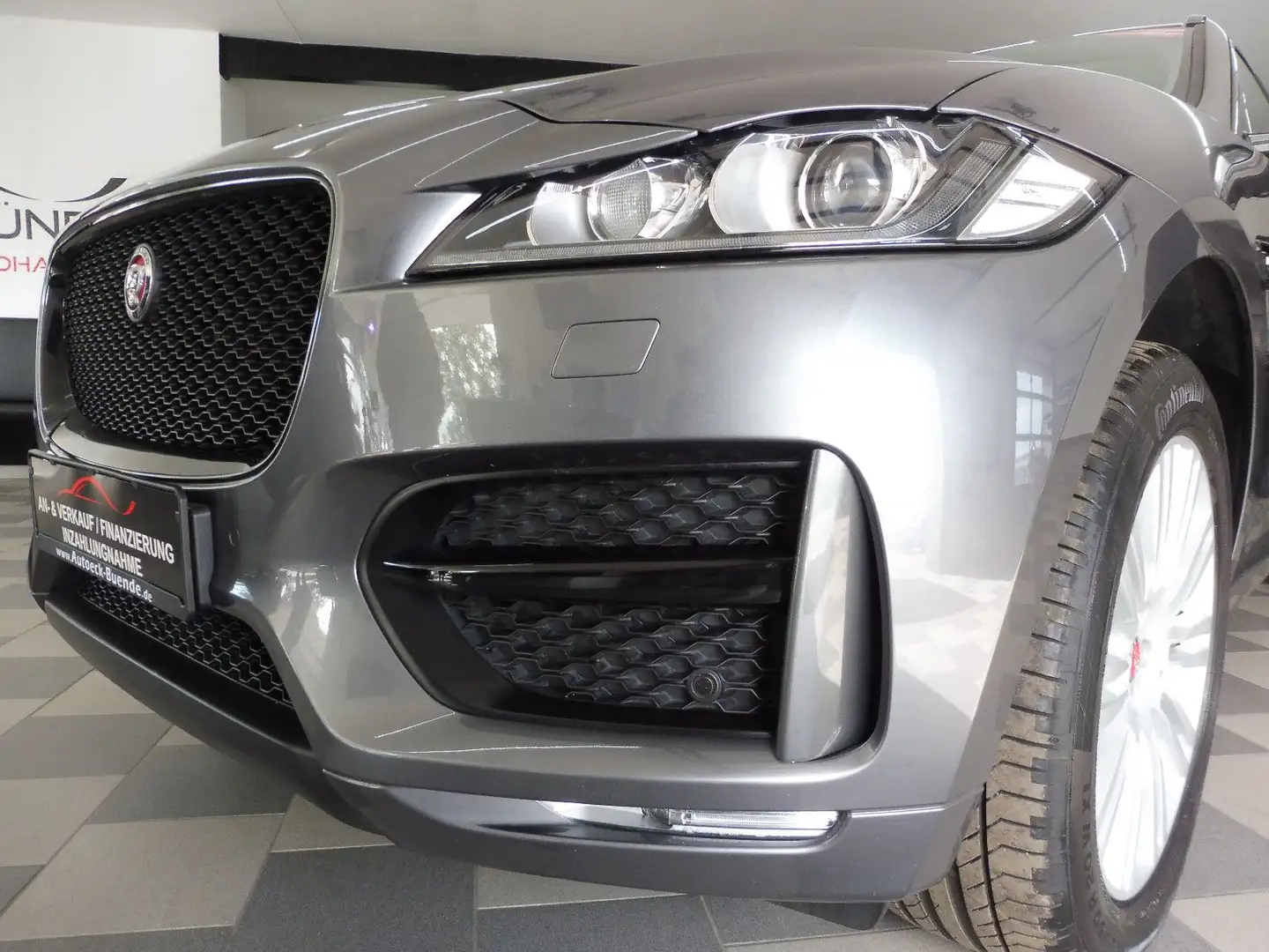 Jaguar F-Pace F-PACE R-Sport AWD Meridian/20"/APPROVED 12-2025 Gris - 1