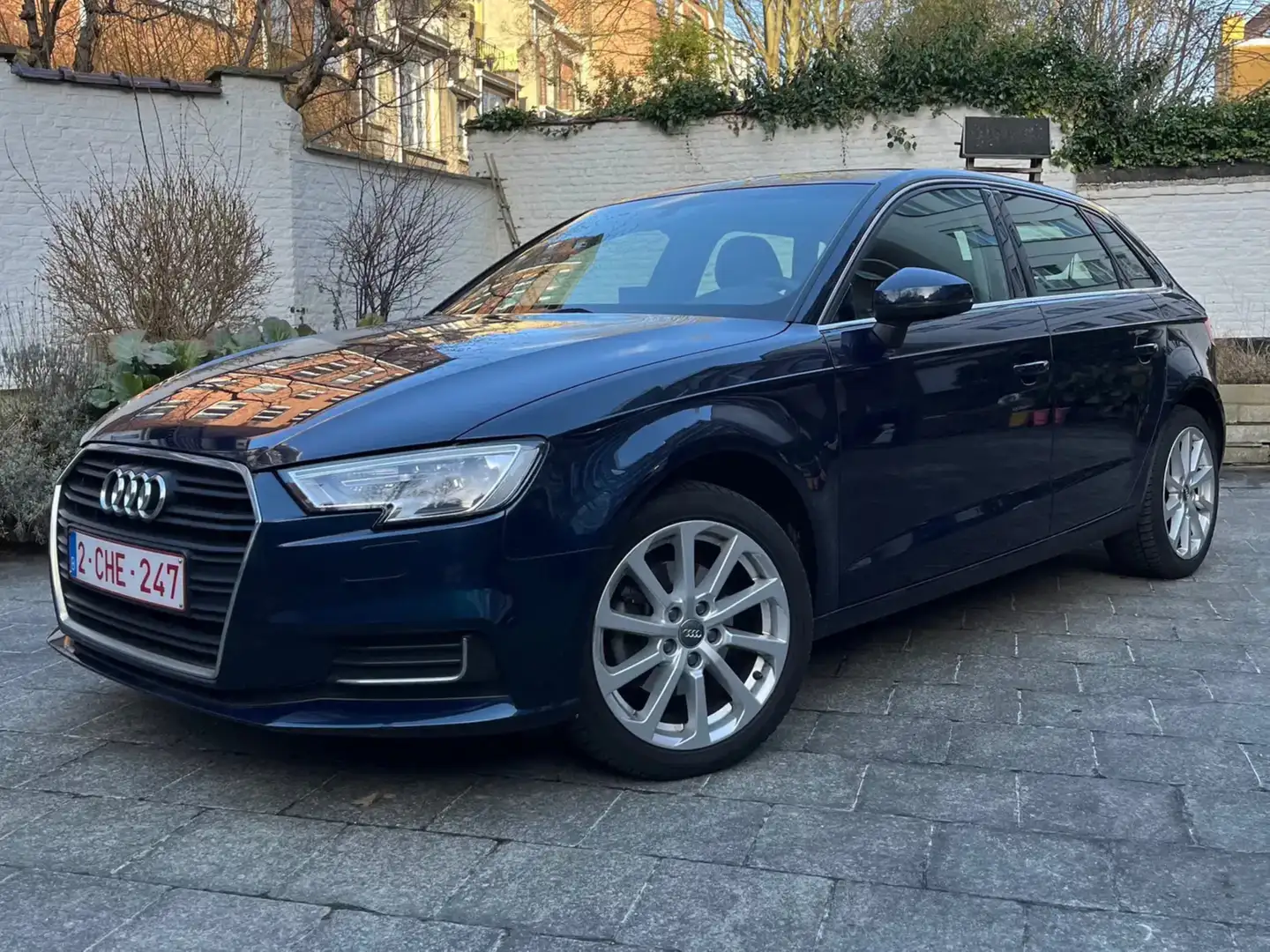 Audi A3 A3 1.0 TFSI S tronic Bleu - 1