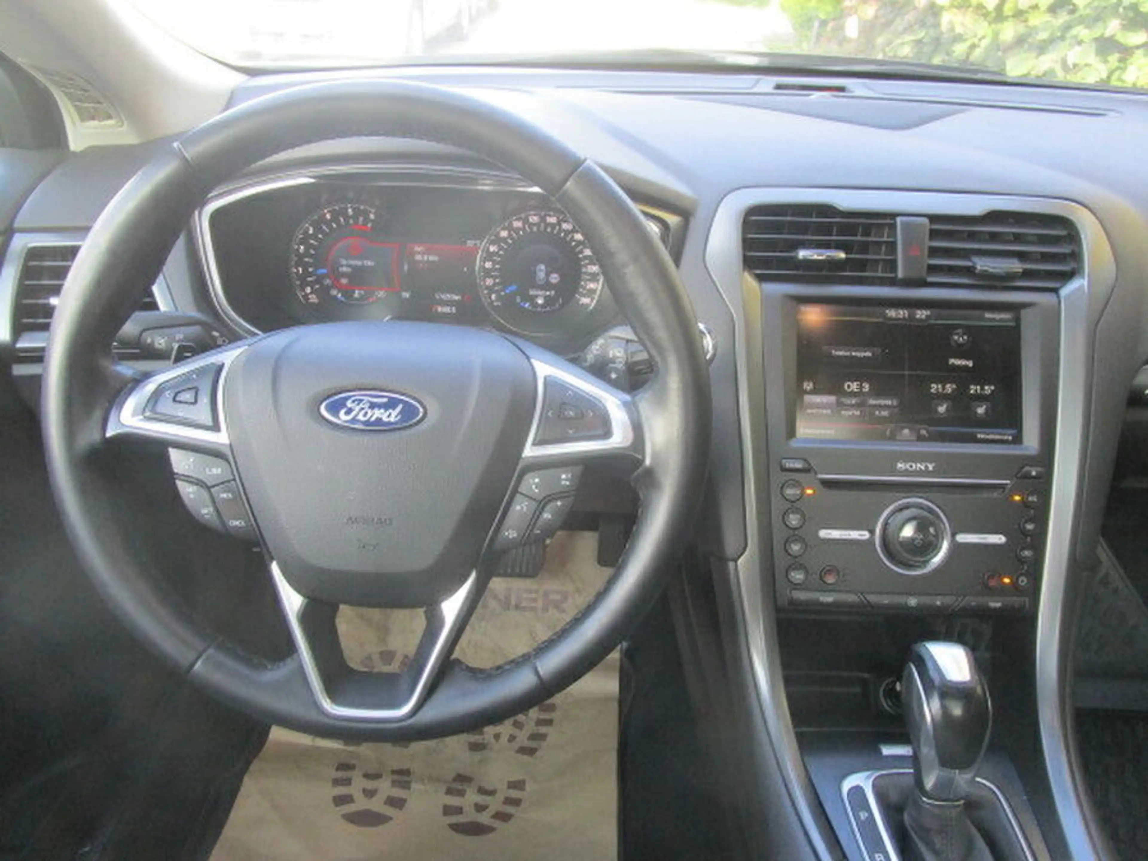 Ford Mondeo Titanium — photo 6