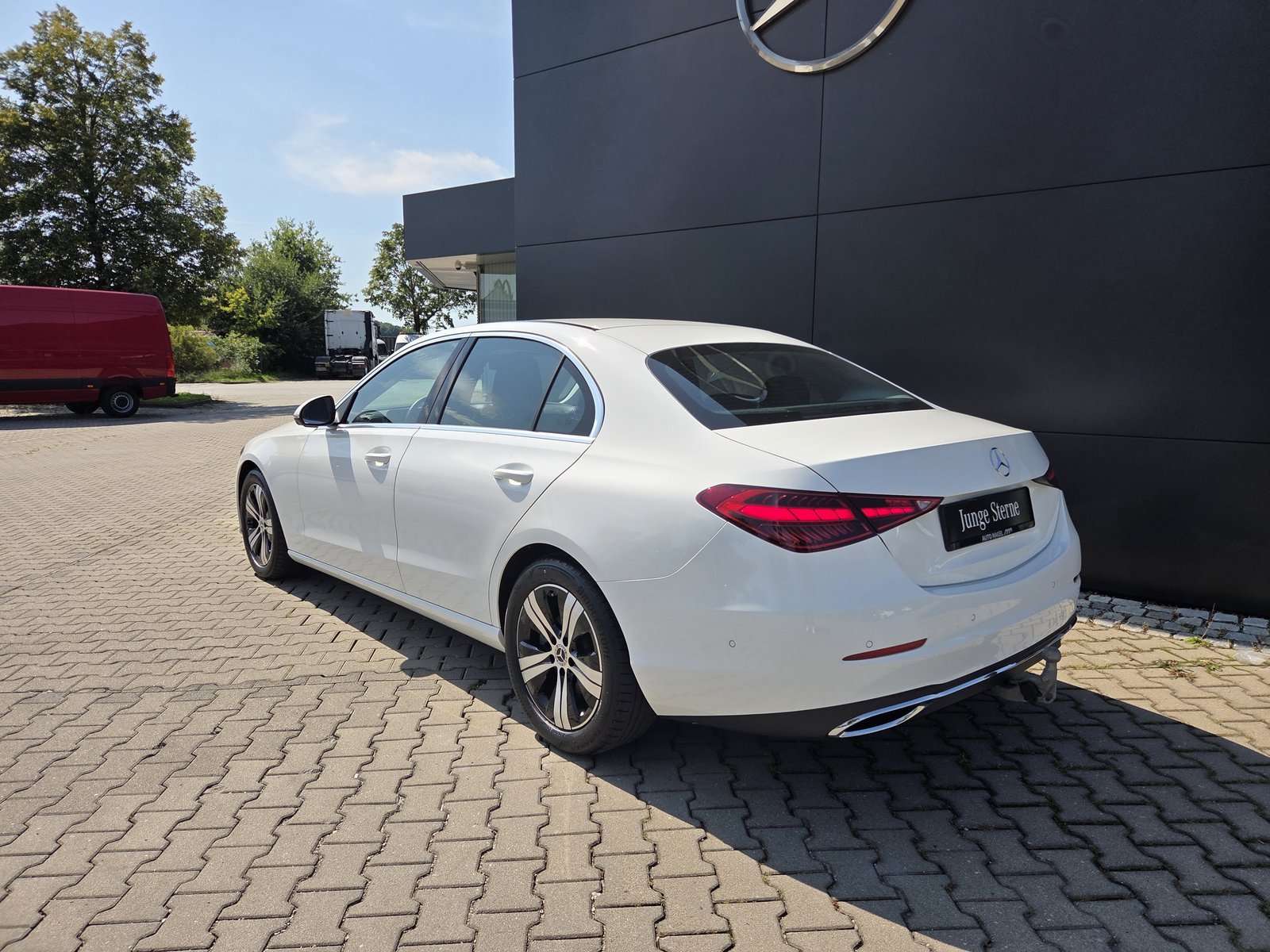 Mercedes-Benz C 180