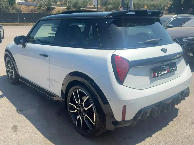 Mini Cooper view 3