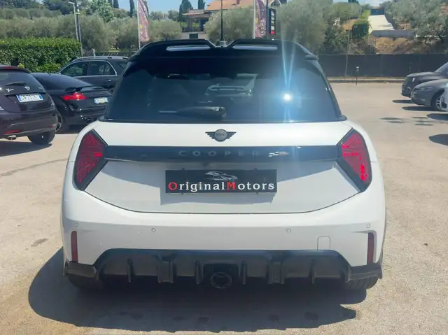 Mini Cooper view 2