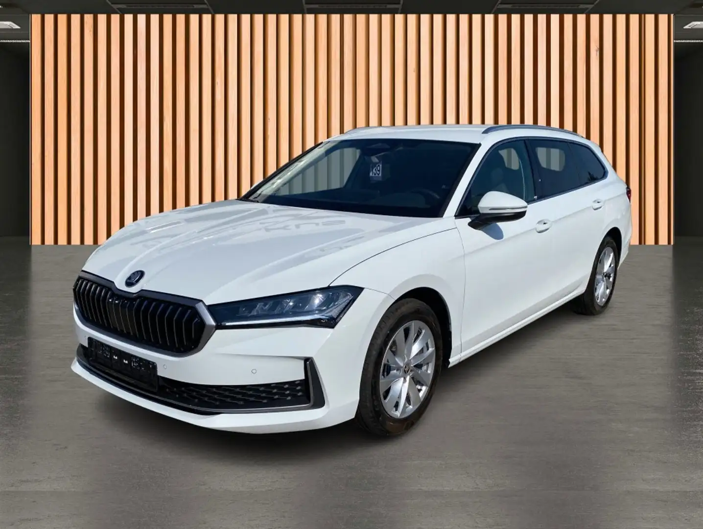 Skoda Superb Combi 1.5 eTSI Selection*Navi*ACC*AHK* Weiß - 2