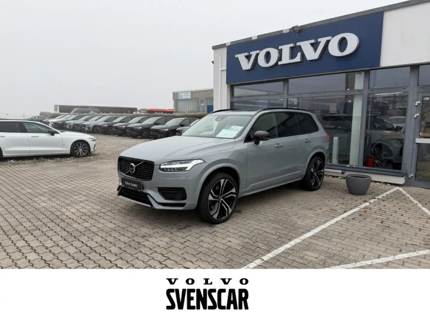 Volvo XC90 Ultra Dark Recharge Plug-In Hybrid AWD 7-Sitzer HU Grau - 1