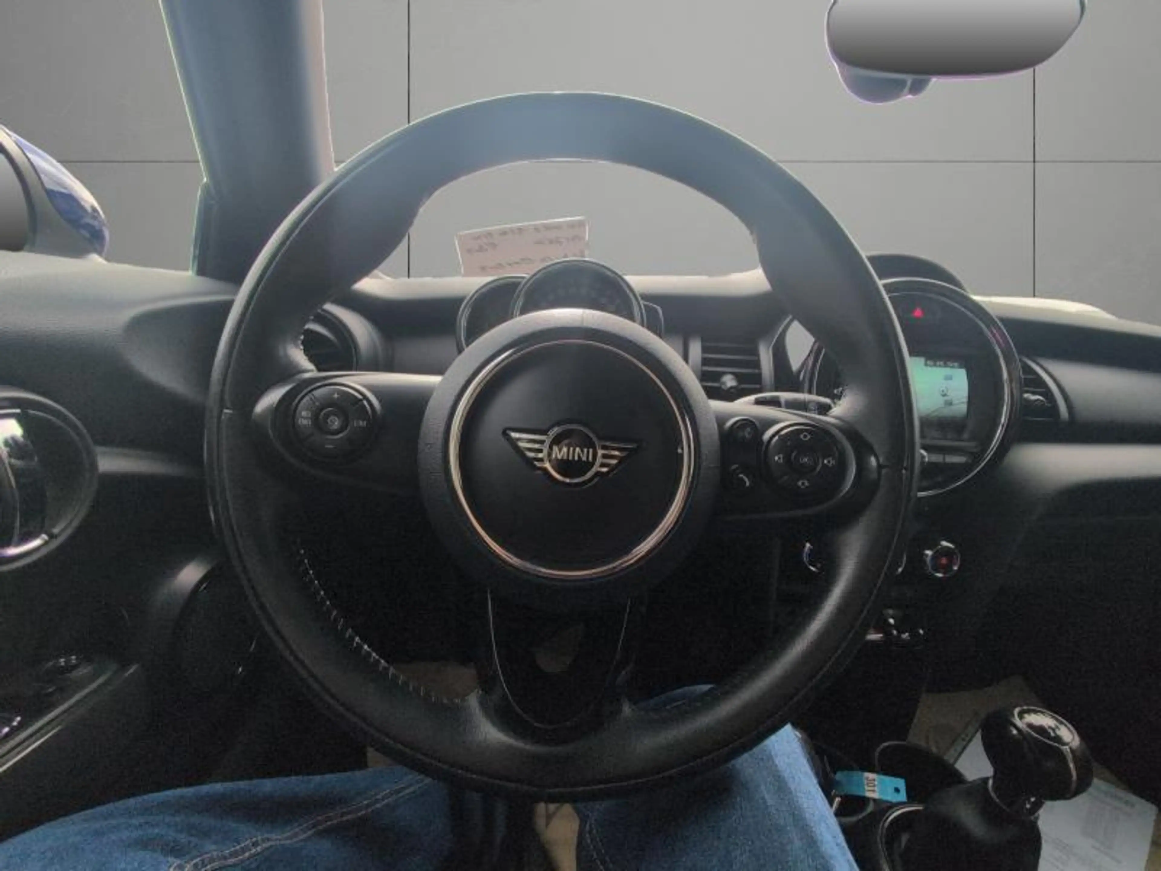 MINI One D 1.5 95cv bleu 11/18 Airco GPS Capteurs Cruise — photo 12