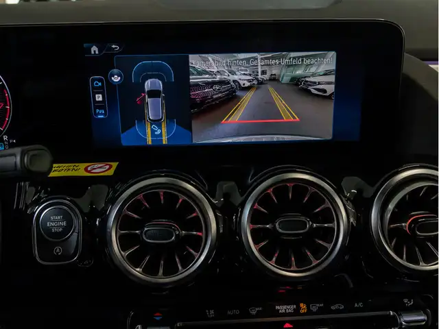 Mercedes-Benz Gla view 15