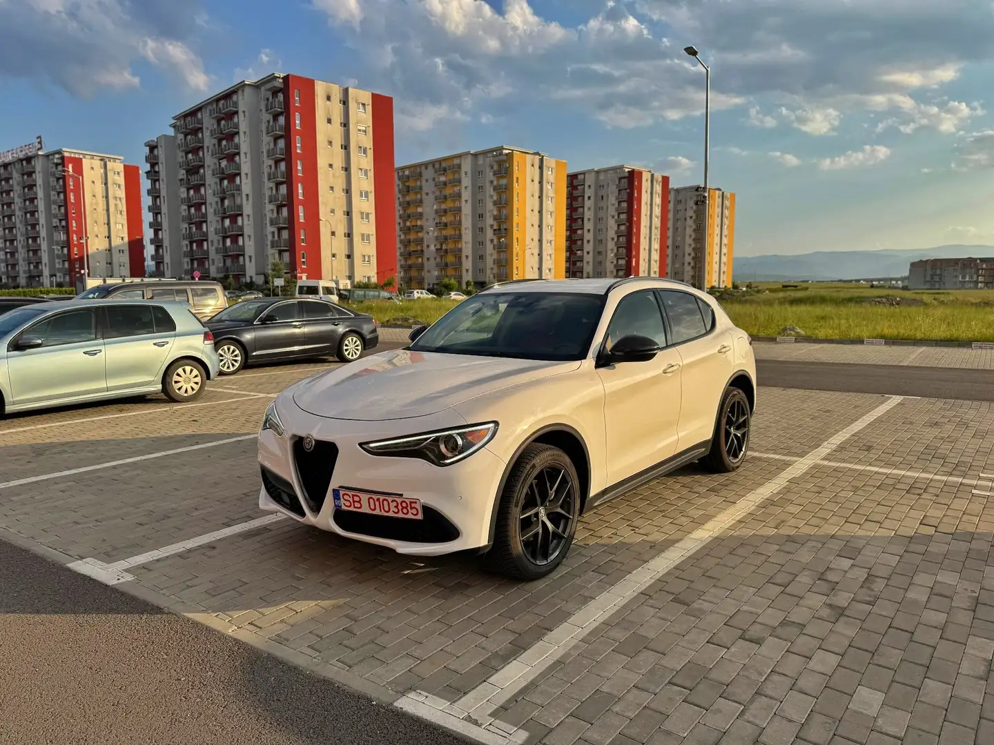 Alfa Romeo Stelvio 2.0 Turbo 16V Sport - 1