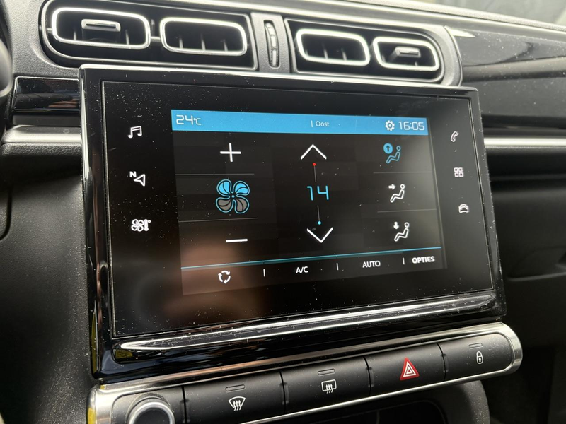 Citroen C3 1.2 PureTech S&S Shine — photo 8