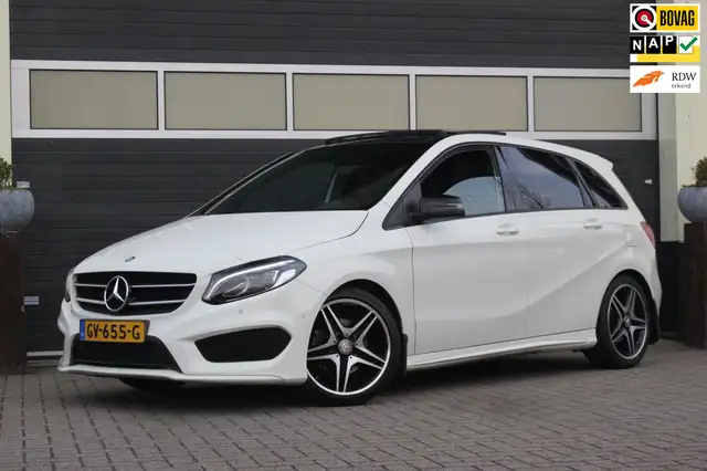 Mercedes-Benz B 180 Ambition AMG | Dak | Trekhaak |