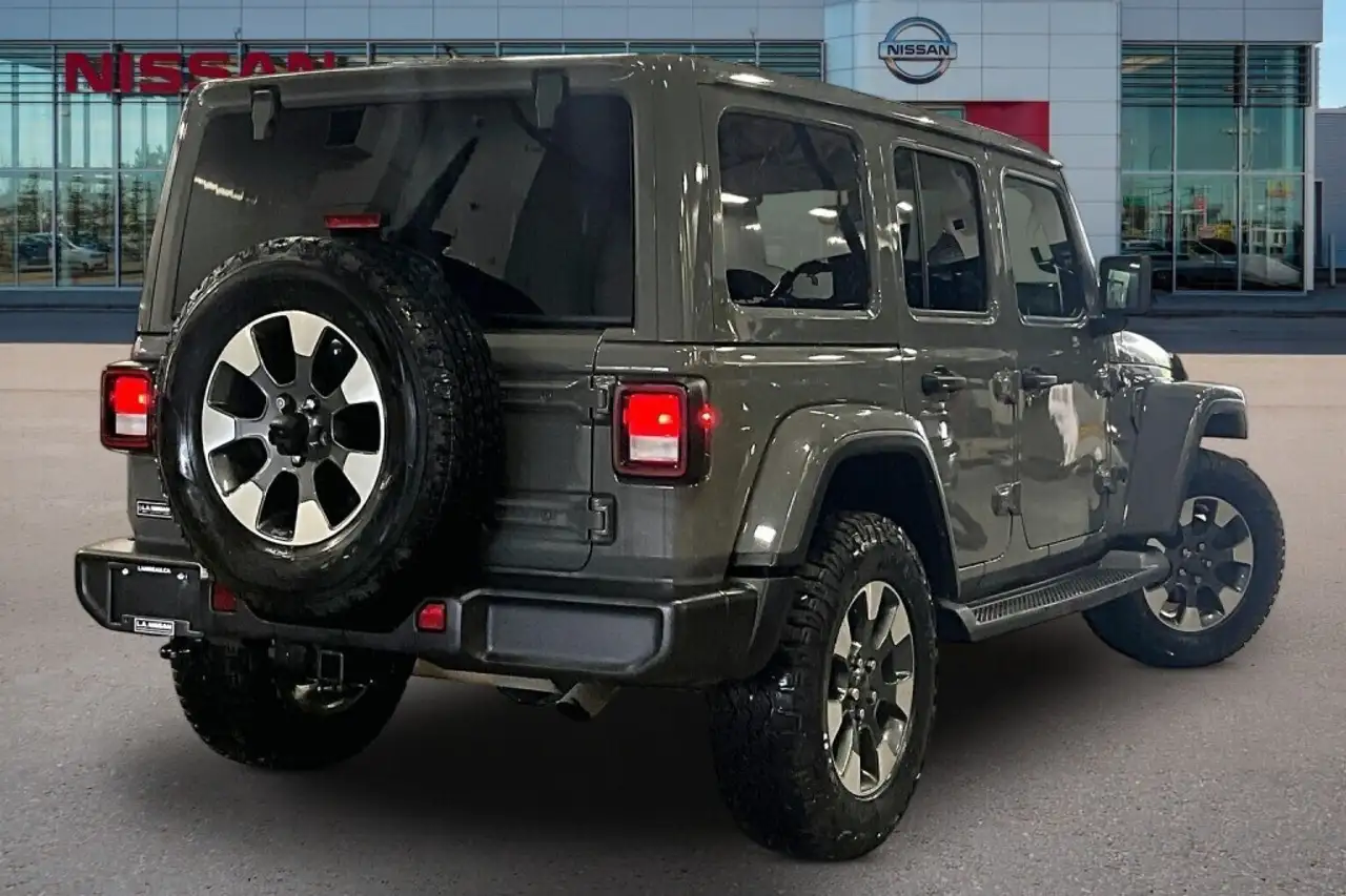 Jeep Wrangler photo Jeep Wrangler