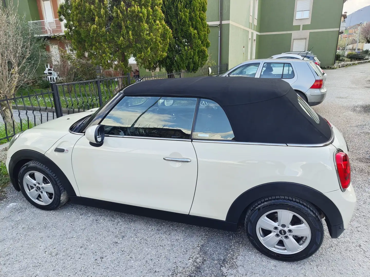 MINI Cooper D Cabrio Automatic prezzo non Trattabile - 2