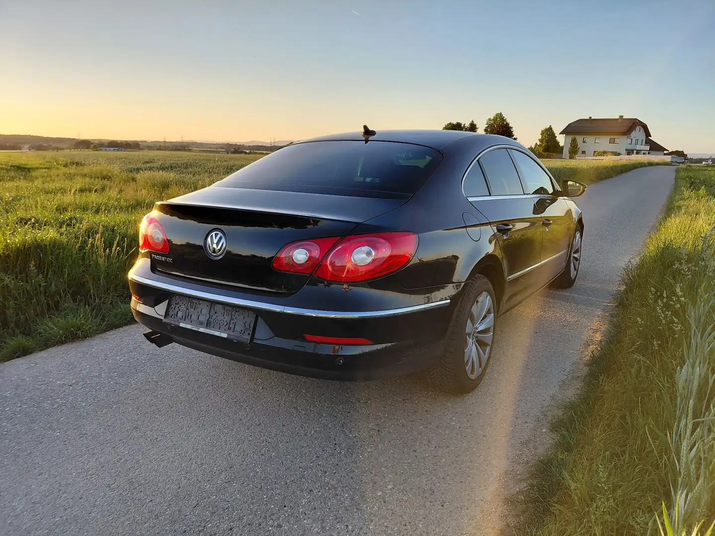 Volkswagen Passat CC 2,0 TDI DPF 4Motion DSG - 1