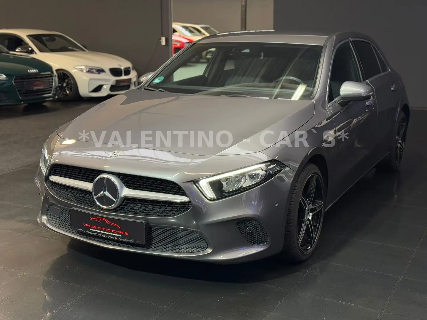 Mercedes-Benz A 200 Automatik/Navi/Virtual/Ahk/Kam/Spurh/Totwi Grigio - 2