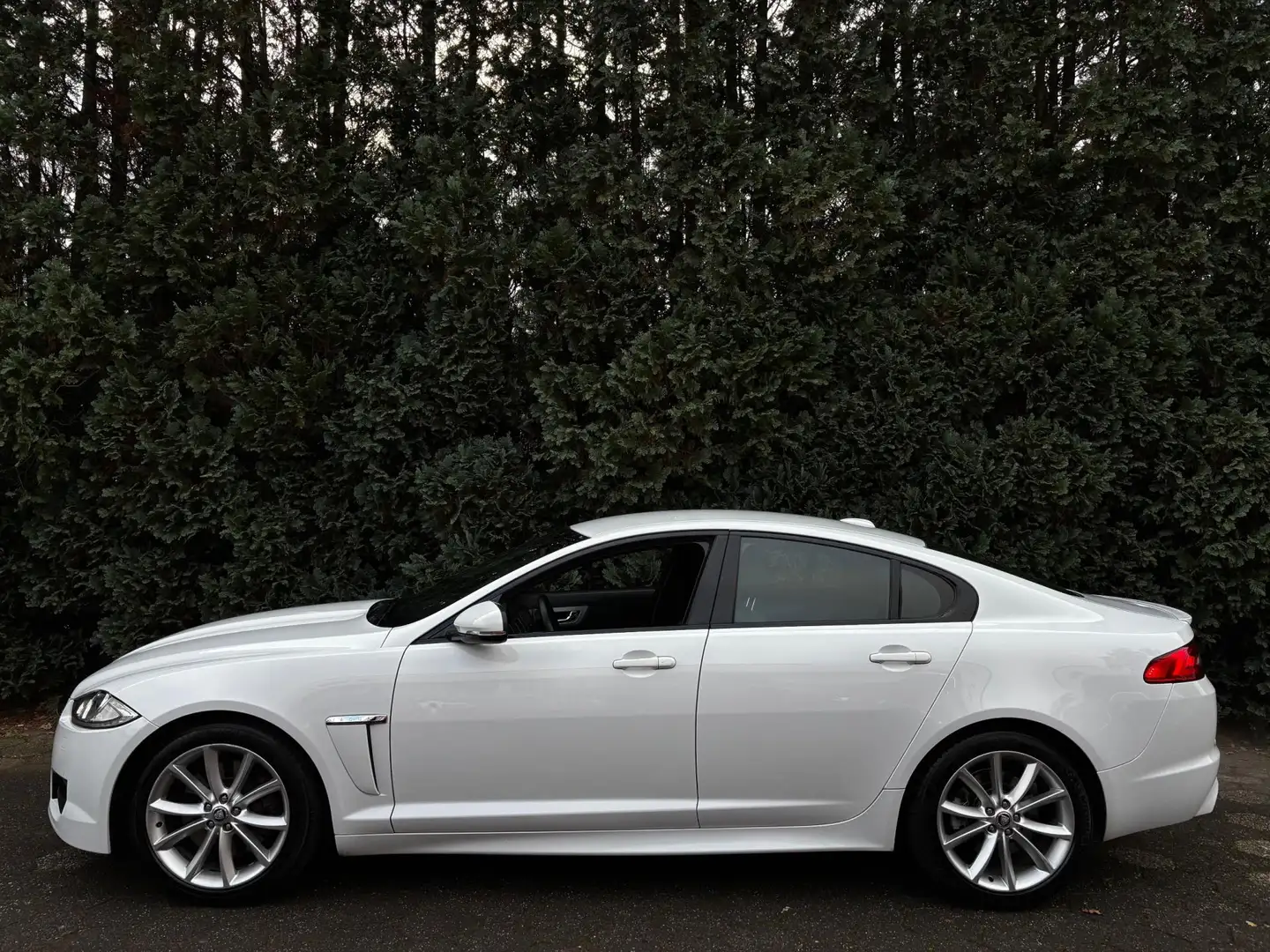 Jaguar XF 3.0D S | 1e Eigenaar | Uniek nette auto Wit - 2