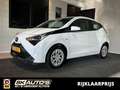 Toyota Aygo 1.0 VVT-I X-PLAY l NAP l AIRCO l BLUETOOTH l 5DRS Weiß - thumbnail 1