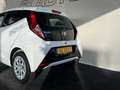 Toyota Aygo 1.0 VVT-I X-PLAY l NAP l AIRCO l BLUETOOTH l 5DRS Weiß - thumbnail 43